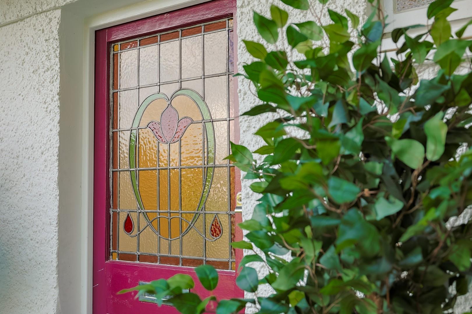 West Cross Lane, West Cross, Mumbles, Swansea, SA3 5LU